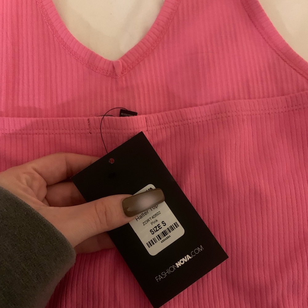 NWT Pink Ribbed Halter Top - Picture 6 of 6